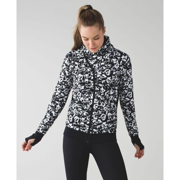 Lululemon Cozy Cuddle Up Jacket Fleur Sombre White Black Style W4IDCS Size 6 - Picture 14 of 14